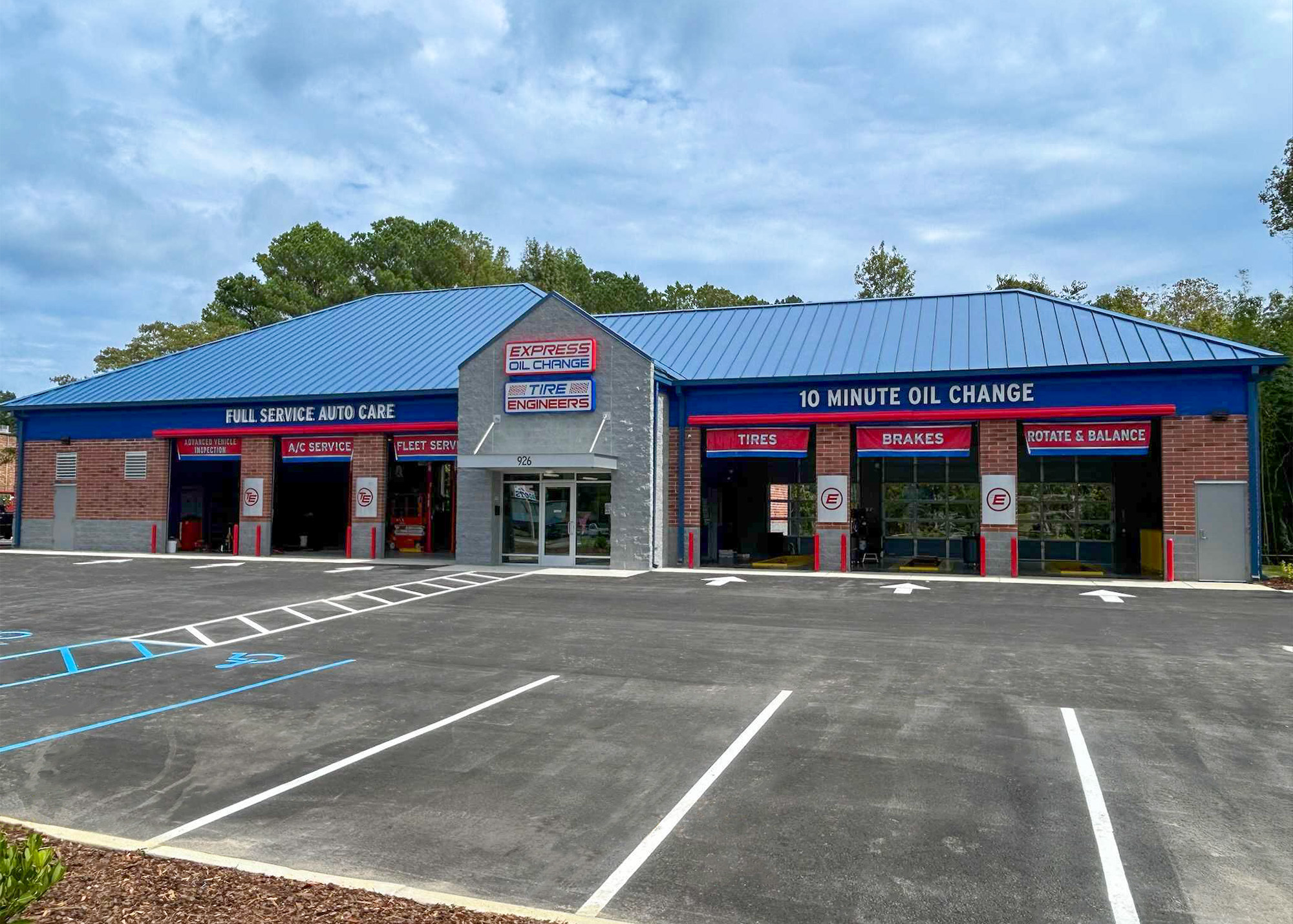 Express Oil Change & Tire Engineers at Arab, AL - Arab
