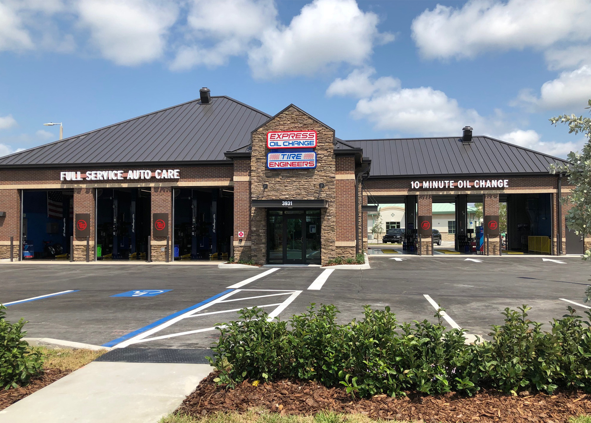 Express Oil Change & Tire Engineers at Oldsmar, FL - Mobbly Bay