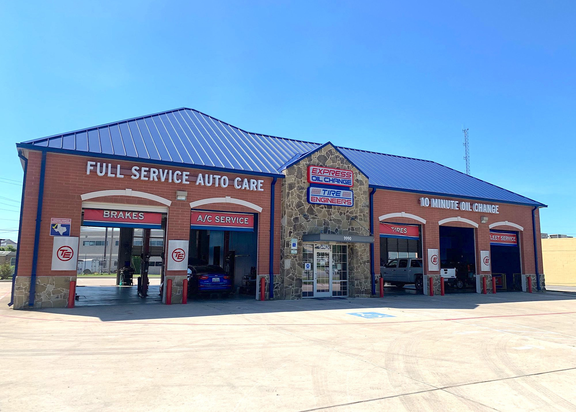 Express Oil Change & Tire Engineers at Hurst, TX - North Richland Hills