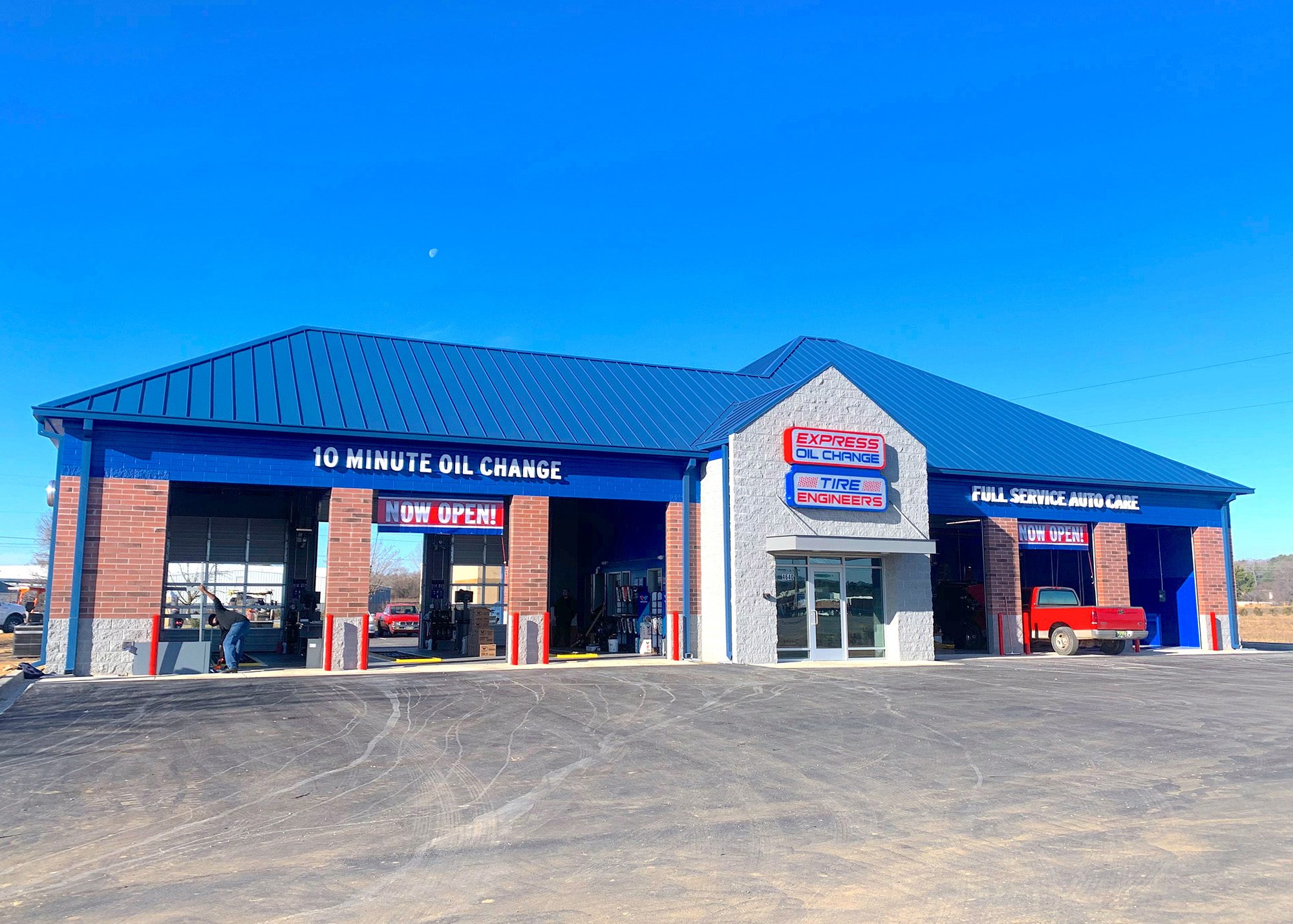 Express Oil Change & Tire Engineers at Calera, AL - Calera Marketplace