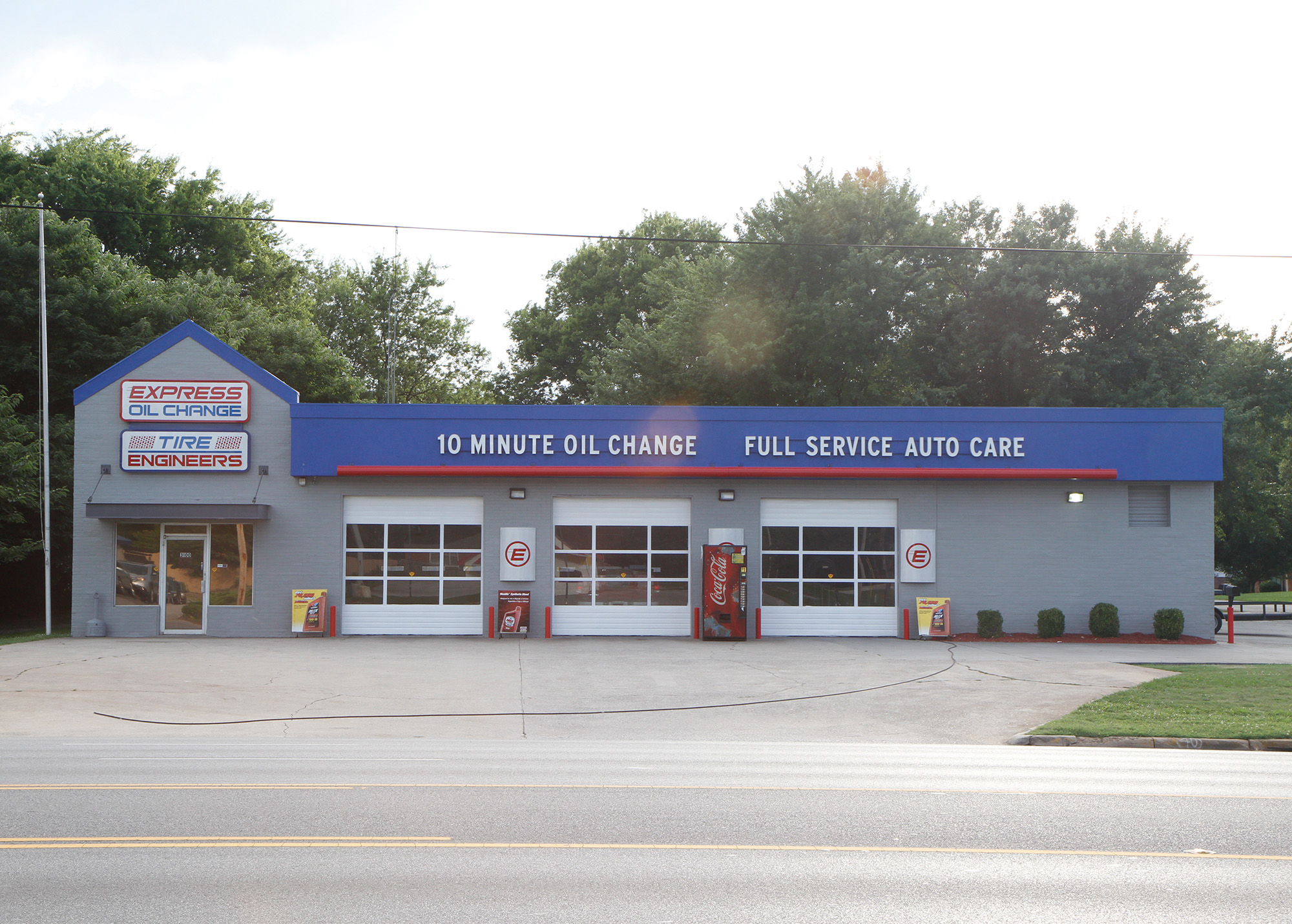 Express Oil Change & Tire Engineers at Muscle Shoals, AL