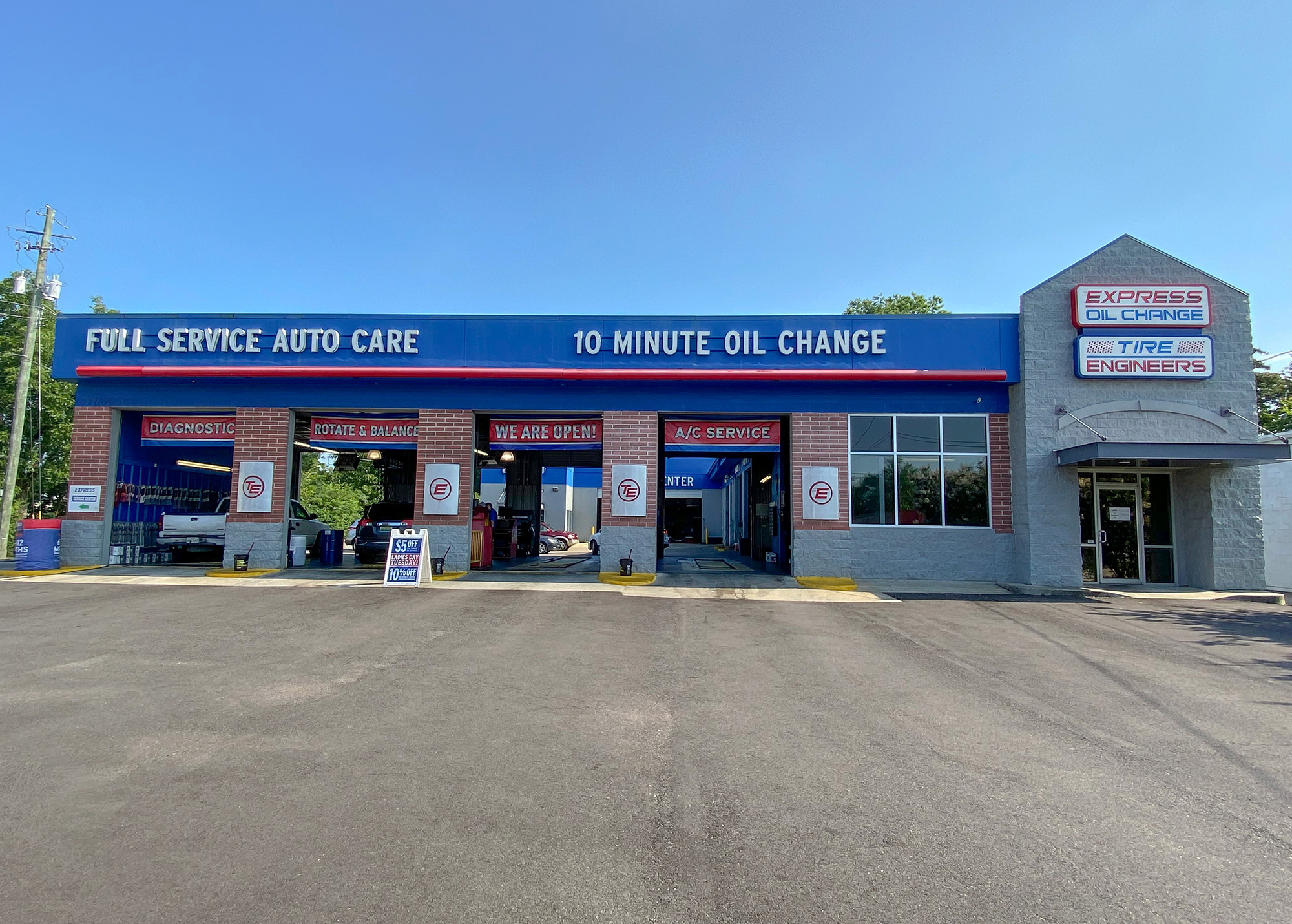 Express Oil Change & Tire Engineers at Gardendale, AL - East