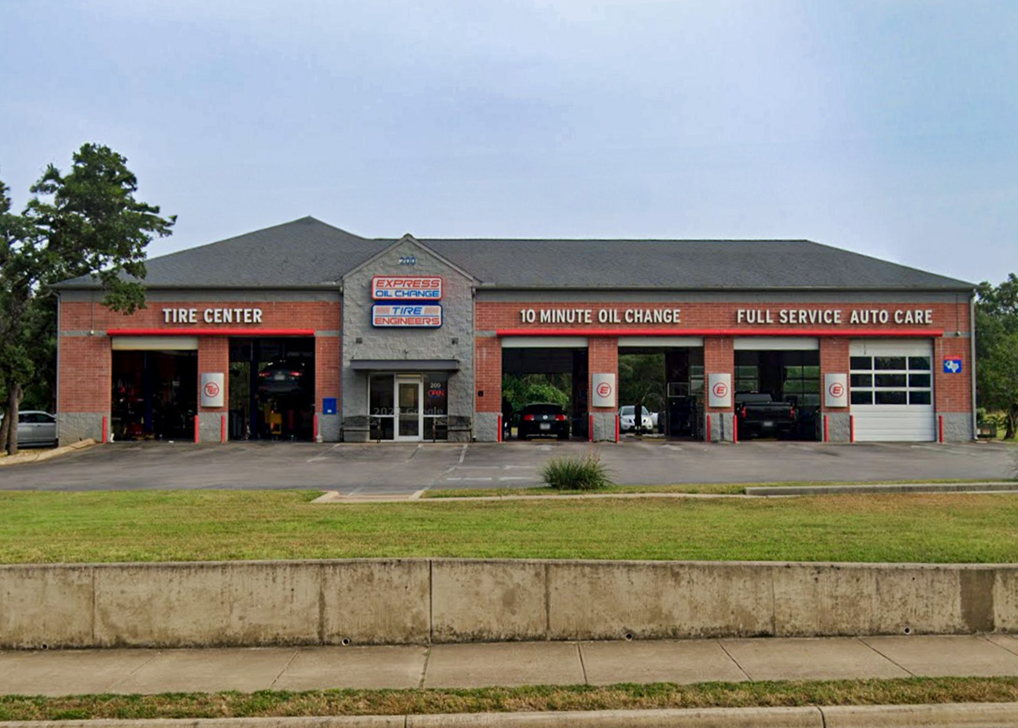 Express Oil Change & Tire Engineers at Cedar Park, TX