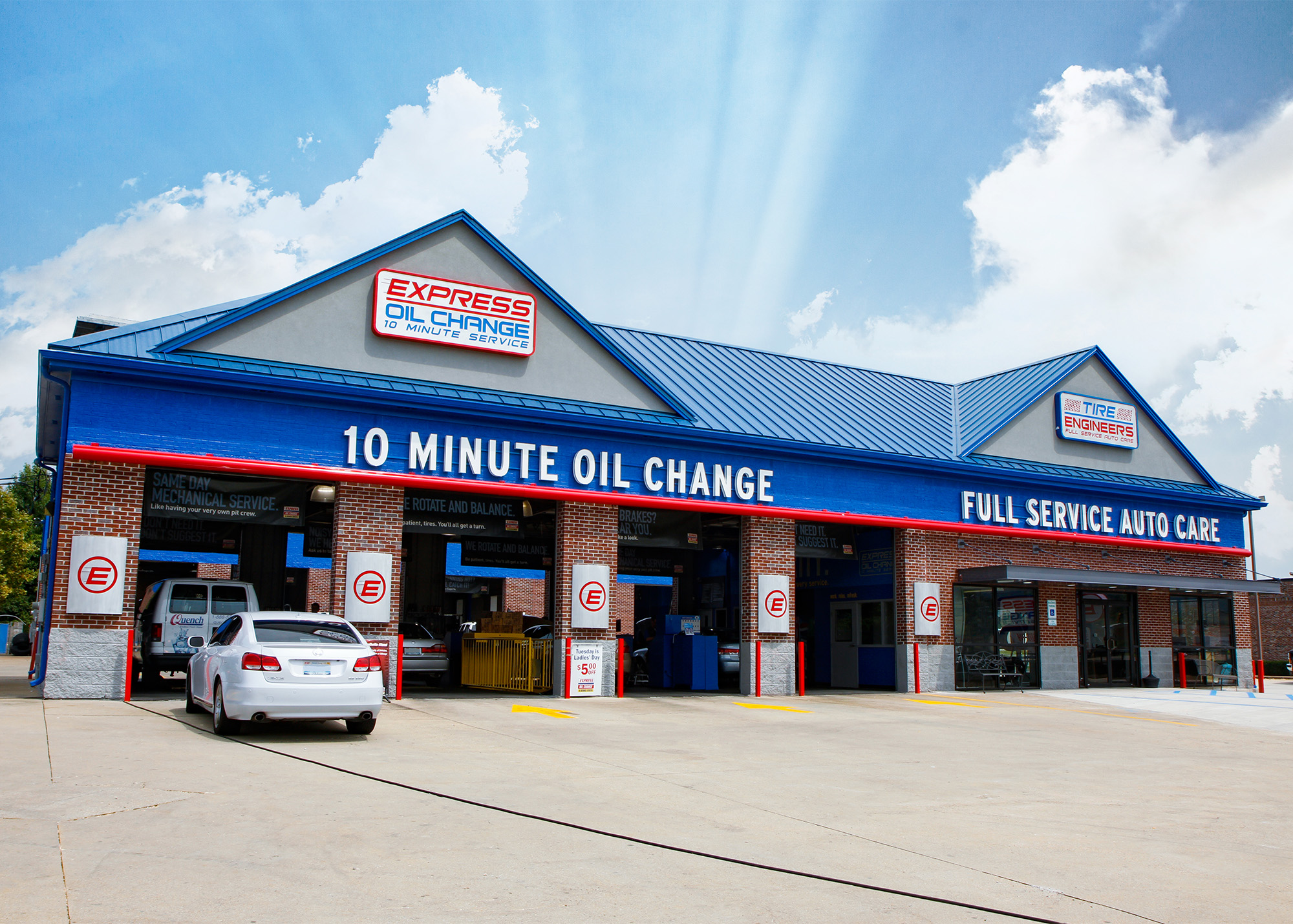 Express Oil Change & Tire Engineers at Searcy, AR