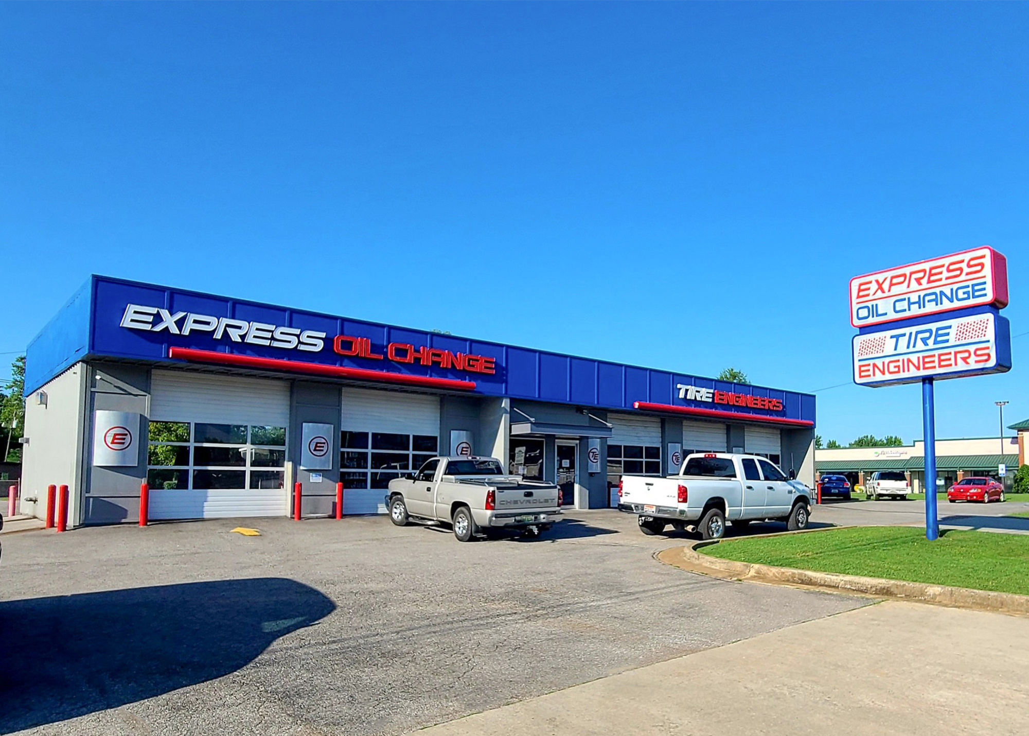 Express Oil Change & Tire Engineers at Athens, AL - West