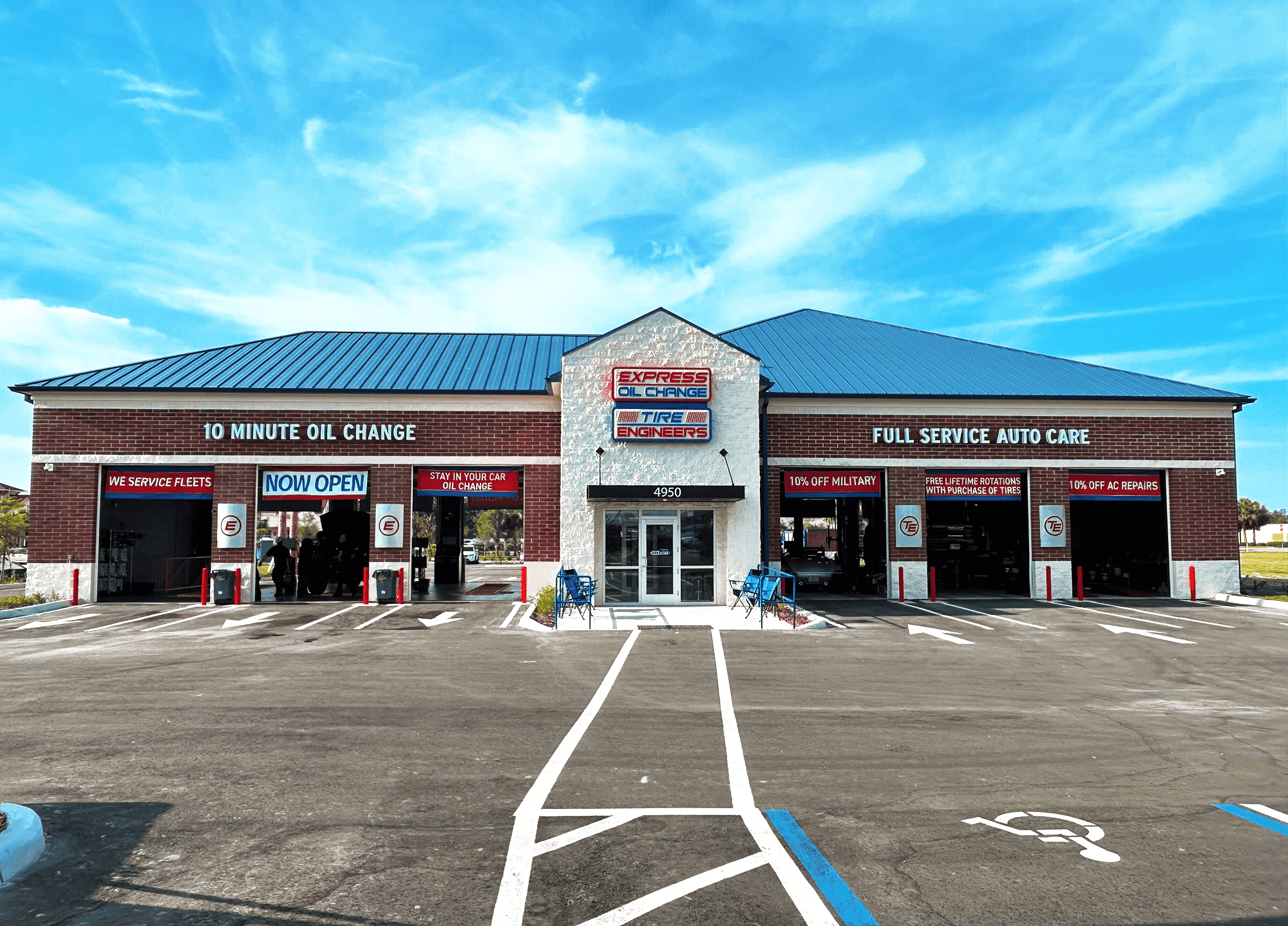 Express Oil Change & Tire Engineers at Palmetto, FL - Moccasin Wallow